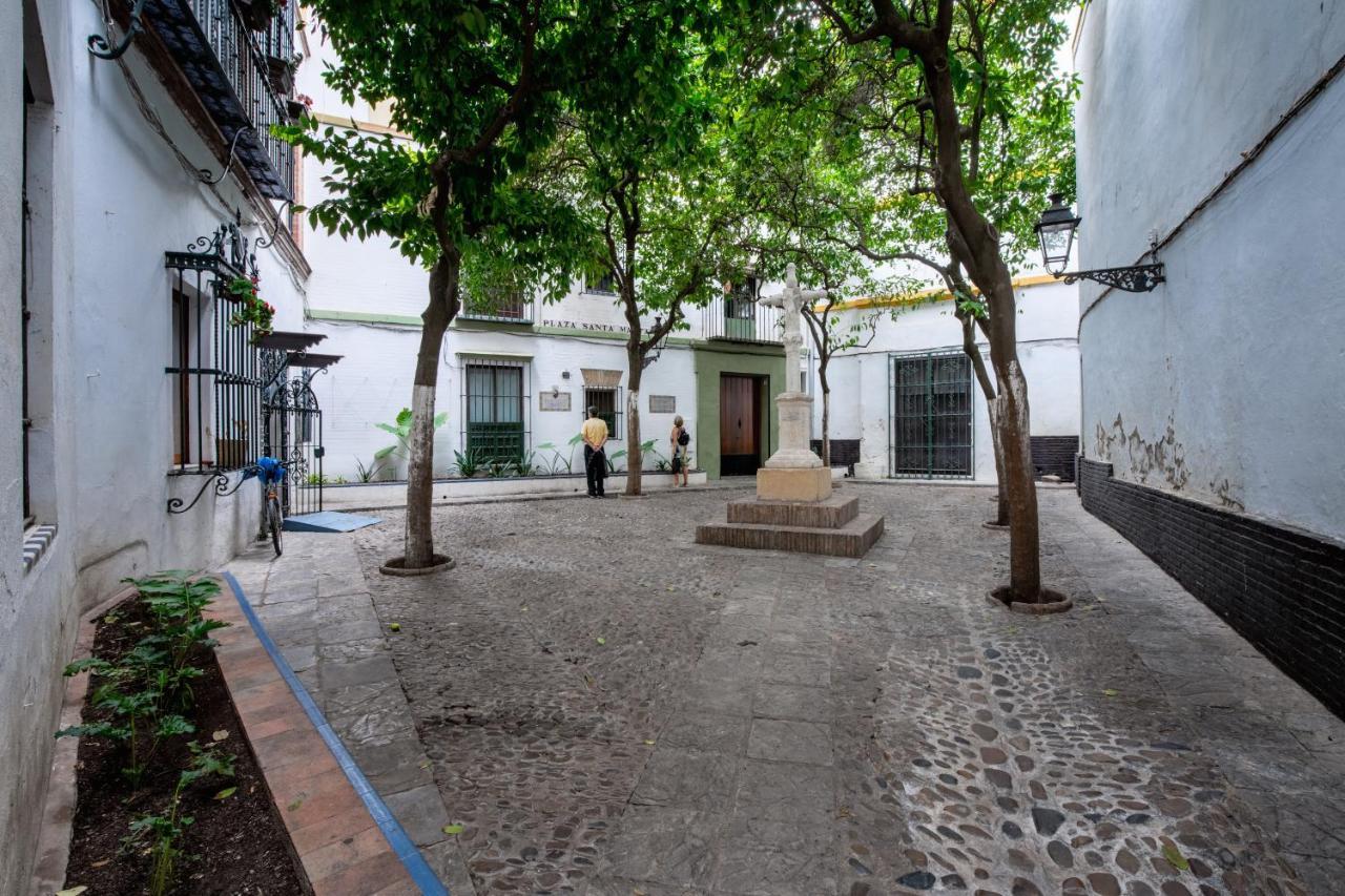 Historic Building Cathedral Apartment Seville Exterior photo